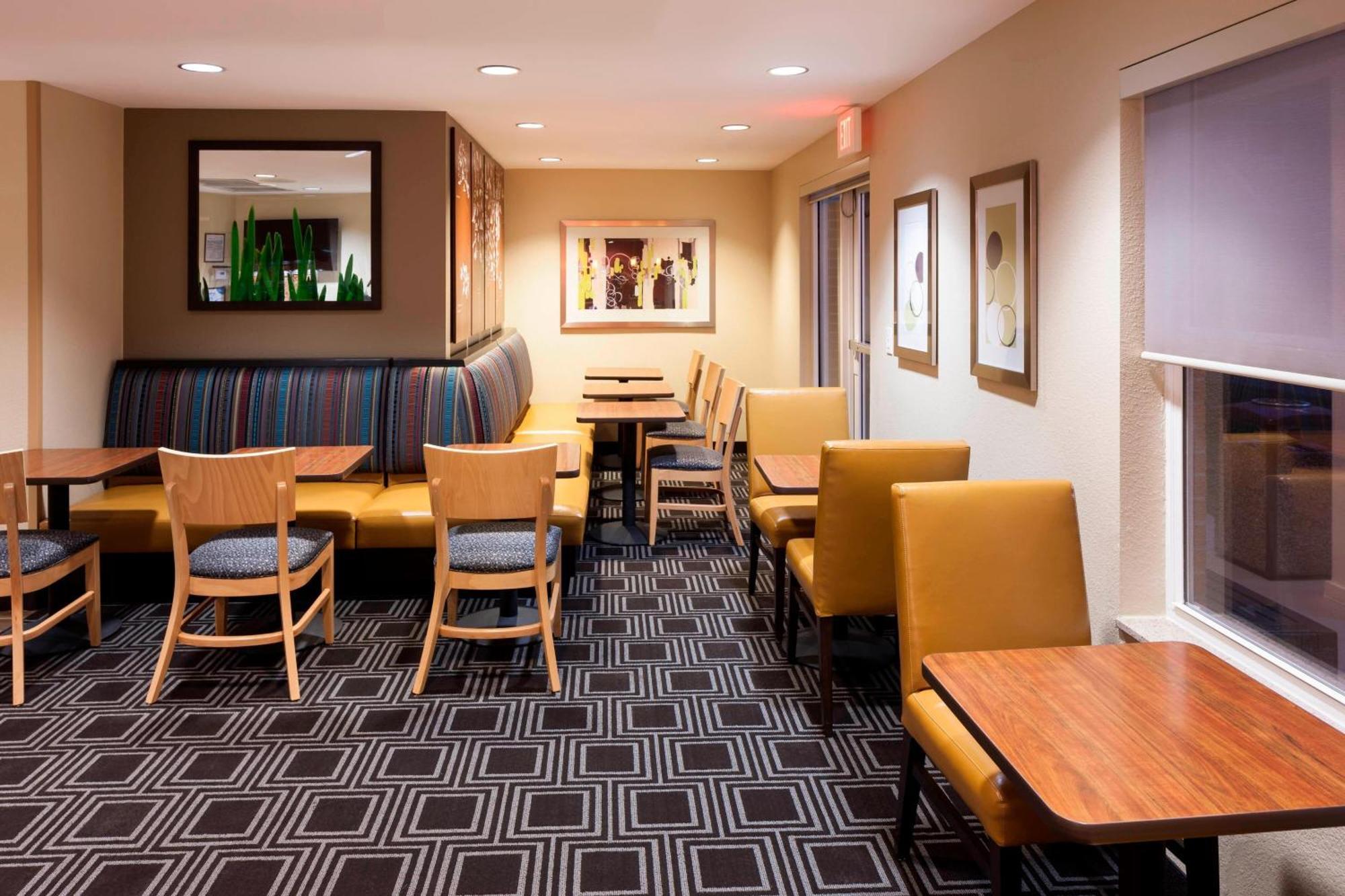 Towneplace Suites Columbus Extérieur photo